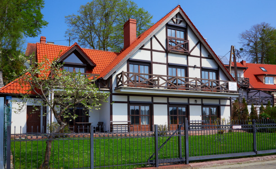Villa a tó partján Mikołajki nyaralóapartmanok a Mazúri-tónál Lengyelországban